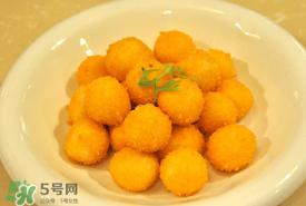 炸元宵是蒸完再炸嗎？速凍元宵怎么炸？