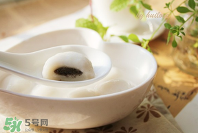坐月子可以吃湯圓嗎？坐月子可以吃黑芝麻湯圓嗎？
