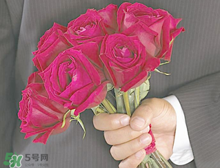 男朋友不在身邊怎樣過情人節(jié)？情人節(jié)沒有男朋友怎么過？