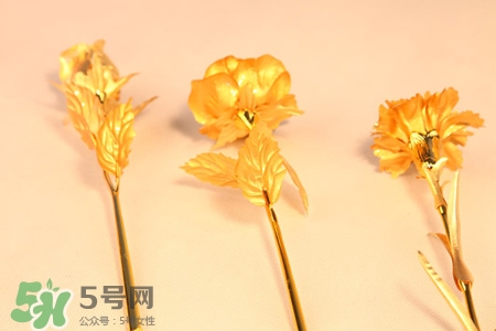 情人節(jié)可以送金玫瑰嗎？情人節(jié)送金玫瑰好嗎？