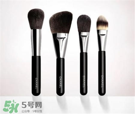 粉底刷什么牌子好？好用的粉底刷推薦
