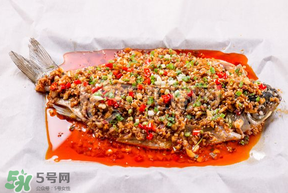 紙上烤魚的用的是什么紙？紙上烤魚的紙有毒嗎？