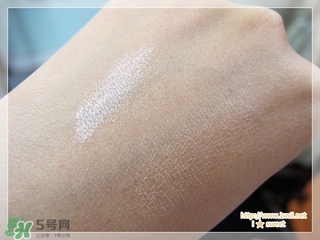 貝玲妃高光棒怎么用？貝玲妃高光棒使用方法