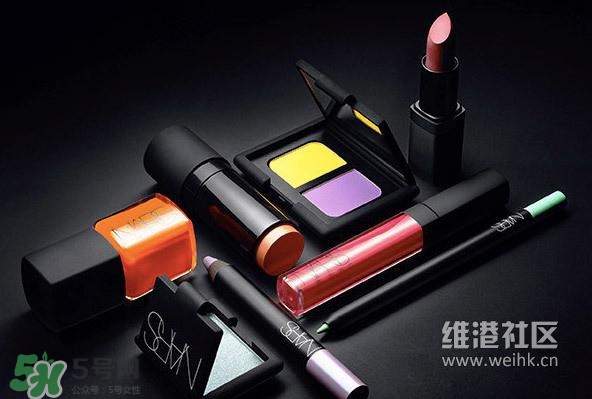 tom ford和nars哪個(gè)好？tom ford和nars唇膏口紅對比