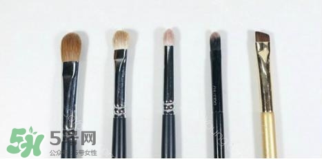 眼影膏用什么工具畫？眼影膏怎么化？