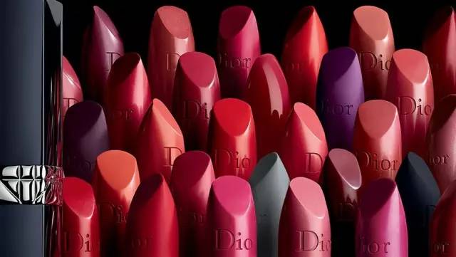 tom ford和迪奧哪個(gè)好？tom ford口紅和dior口紅哪個(gè)好？