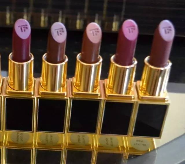 tom ford和迪奧哪個(gè)好？tom ford口紅和dior口紅哪個(gè)好？