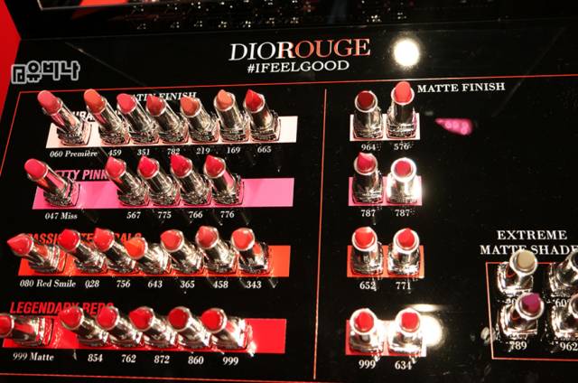 tom ford和迪奧哪個(gè)好？tom ford口紅和dior口紅哪個(gè)好？
