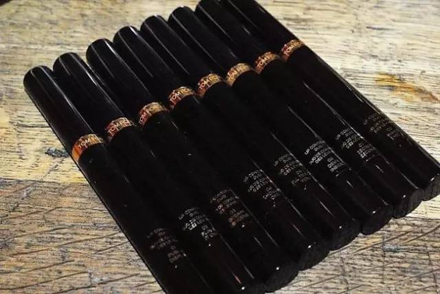 tom ford和迪奧哪個(gè)好？tom ford口紅和dior口紅哪個(gè)好？