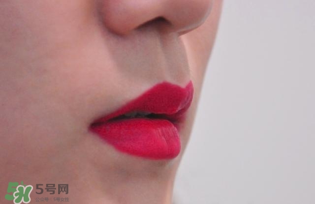 蘭蔻菁純唇膏388多少錢？蘭蔻菁純唇膏388專柜價(jià)