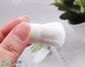 canmake花瓣高光怎么用？canmake花瓣雕刻高光使用方法