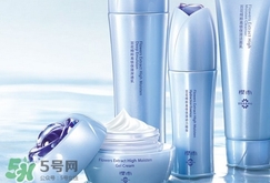 臉上長痘痘用什么護膚品好?臉上長痘痘用什么化妝品好?