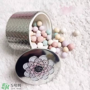 散粉會(huì)浮粉嗎？散粉浮粉怎么辦？