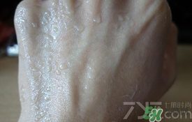 安耐曬金瓶怎么樣？安耐曬金瓶好用嗎？