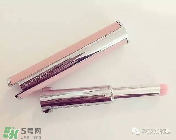紀(jì)梵希小羊皮和禁忌之吻哪個(gè)好？紀(jì)梵希小羊皮和禁忌之吻對(duì)比
