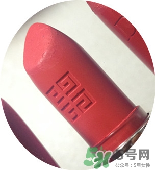 紀(jì)梵希小羊皮是啞光嗎？紀(jì)梵希小羊皮干不干？