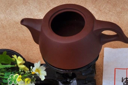 剛買(mǎi)的紫砂壺怎么清洗？新買(mǎi)的紫砂壺怎么清洗？