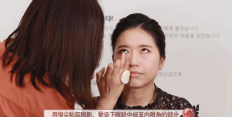 干玫瑰色妝容怎么化？干玫瑰色妝容畫法步驟
