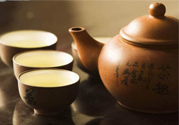 紫砂壺如何鑒別好壞？怎樣辨別紫砂壺的好壞？