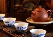 紫砂壺怎么養(yǎng)包漿最快？如何養(yǎng)壺使包漿更漂亮？