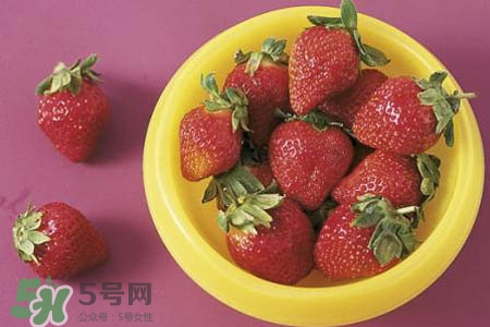 怎樣去除草莓的農(nóng)藥？怎樣洗草莓的殘留農(nóng)藥？