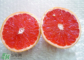 橙子里有紅絲能吃嗎？橙子里有紅絲的是什么？