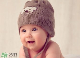4月份出生的寶寶穿什么衣服？四月份寶寶穿衣搭配