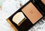 tom ford蜜粉餅怎么用？tom ford蜜粉餅使用方法