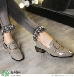 4月份穿什么鞋子？四月份鞋子搭配