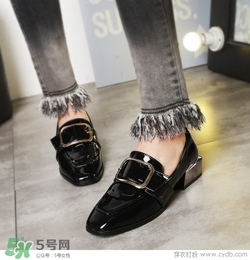 4月份穿什么鞋子？四月份鞋子搭配
