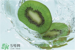 獼猴桃里面的黃芯可以吃嗎？獼猴桃里面變黃了能吃嗎？