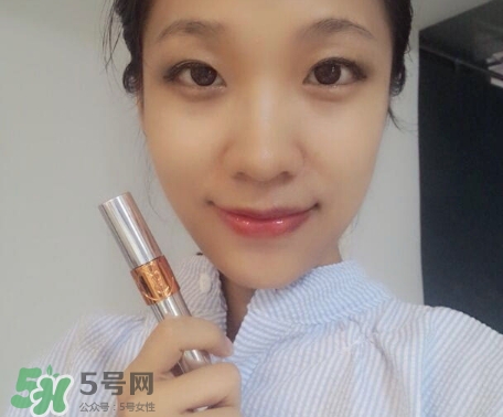 ysl唇油怎么用？ysl唇油使用方法