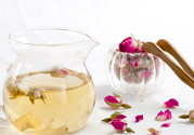 來(lái)月經(jīng)能喝花茶嗎？女性經(jīng)期喝什么花茶好？