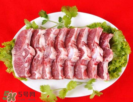 羊肉有點(diǎn)發(fā)臭還能吃嗎？羊肉有點(diǎn)臭味怎么去除？