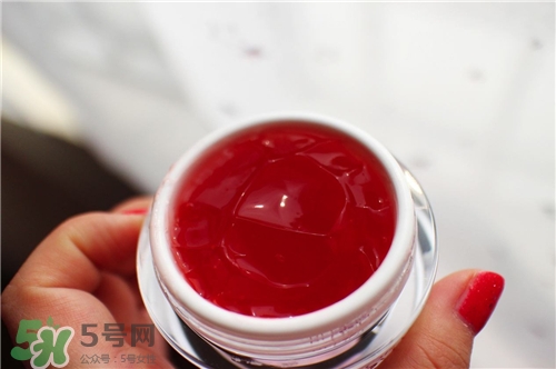 紅酒面膜可以天天敷嗎？紅酒面膜敷完臉用洗嗎？