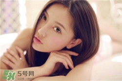 假體隆胸老了會(huì)怎么樣？假體隆胸會(huì)引發(fā)乳腺疾病嗎？