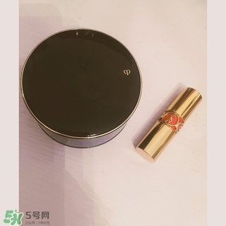 cpb散粉和紀(jì)梵希散粉哪個(gè)好？cpb散粉和紀(jì)梵希散粉對(duì)比