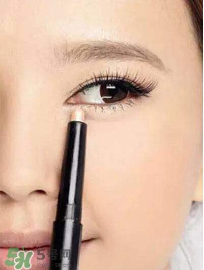 啞光是什么意思？化妝品啞光好不好？