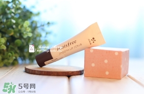 悅詩(shī)風(fēng)吟唇部磨砂膏怎么樣？悅詩(shī)風(fēng)吟去角質(zhì)磨砂膏怎么用？