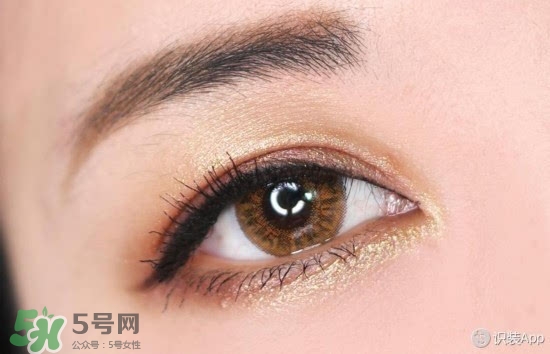 啞光口紅和珠光口紅哪個好？啞光口紅和珠光區(qū)別