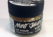 lush唇部磨砂膏怎么用？lush唇部磨砂膏使用方法