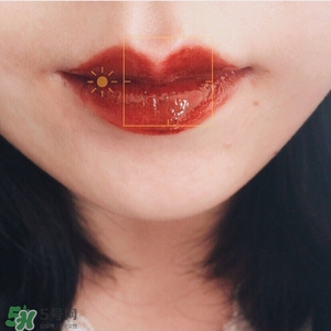 啞光和鏡面口紅哪個(gè)好？啞光口紅和鏡面口紅區(qū)別