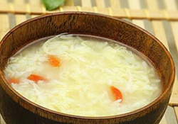 酒釀蛋真能豐胸嗎？酒釀蛋怎么吃豐胸？