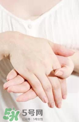 卸妝油悶痘怎么辦？卸妝油悶痘怎么補(bǔ)救？