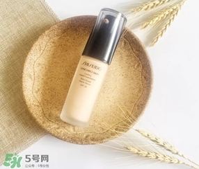 粉底液卡粉怎么辦？粉底液卡粉怎么補救？