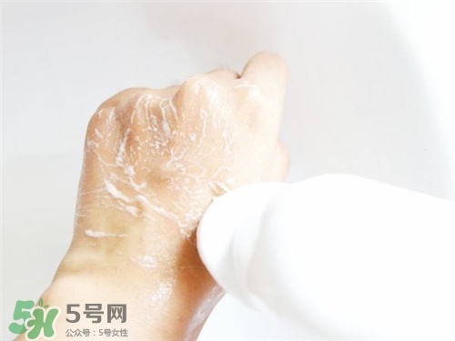 倩碧潔面儀刷頭怎么卸？倩碧潔面儀怎么替換刷頭？