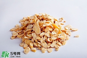 黃芪泡水喝的功效與副作用？黃芪有什么作用？
