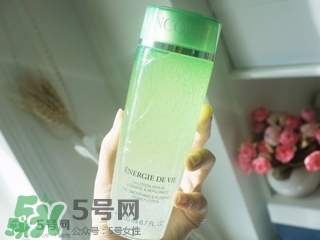 蘭蔻氣泡水適合什么年齡？蘭蔻氣泡水適合年齡