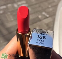 蘭蔻菁純唇膏186多少錢？蘭蔻絲絨唇膏186專柜價(jià)格