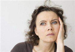 女人更年期年齡是多大？女人更年期是多少歲？